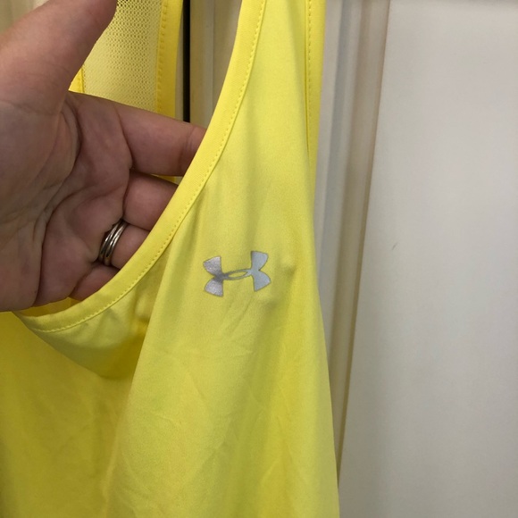 NWT Under Armour women’s lightweight tank top - Picture 3 of 11